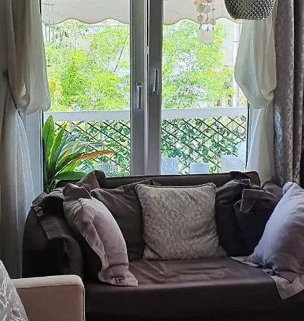 Apartment Sea View Across The Golden Bay Beach, Cosy Sunny, Spacious In Aretsou Kalamaria Thessaloniki