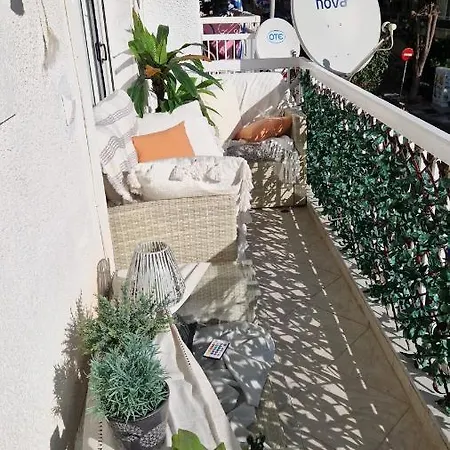 Apartment Sea View Across The Golden Bay Beach, Cosy Sunny, Spacious In Aretsou Kalamaria Thessaloniki