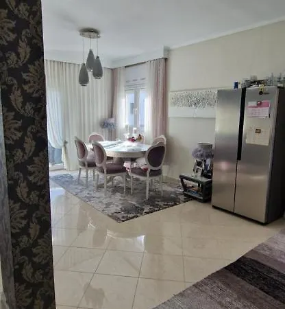 Sea View Across The Golden Bay Beach, Cosy Sunny, Spacious In Aretsou Kalamaria Apartment Thessaloniki