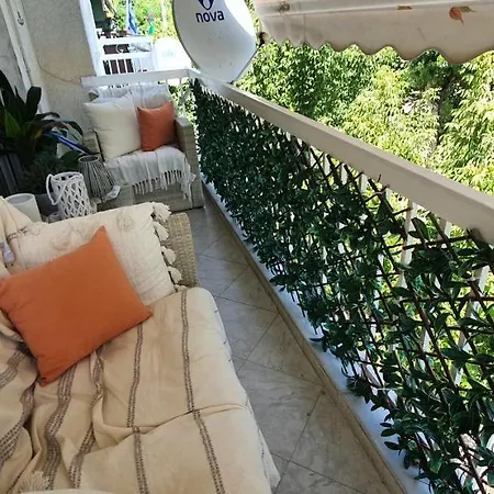 Sea View Across The Golden Bay Beach, Cosy Sunny, Spacious In Aretsou Kalamaria