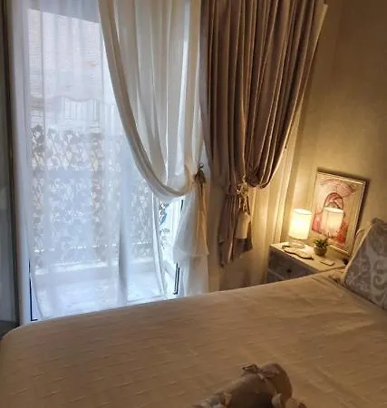 Sea View Across The Golden Bay Beach, Cosy Sunny, Spacious In Aretsou Kalamaria