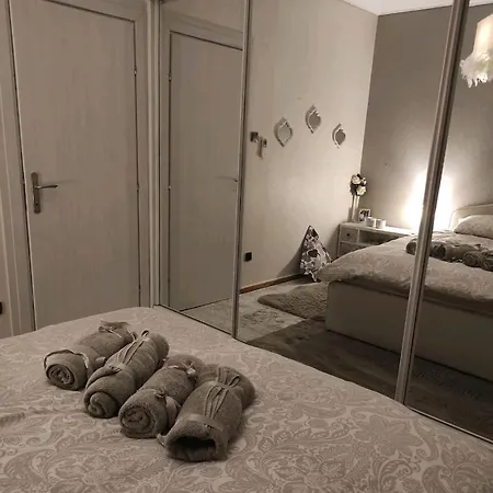 Sea View Across The Golden Bay Beach, Cosy Sunny, Spacious In Aretsou Kalamaria * Thessaloniki